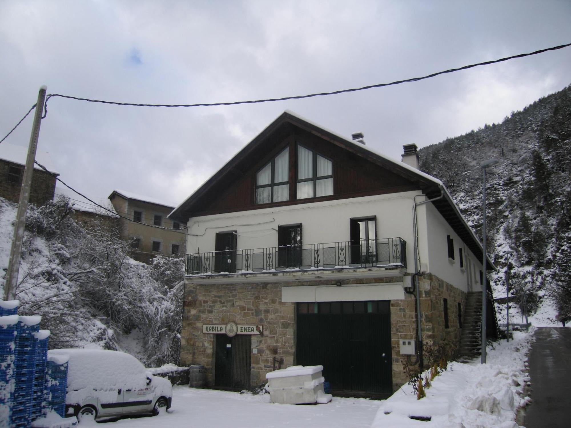 Kabila Enea 1 Apartment Uztarroz Luaran gambar